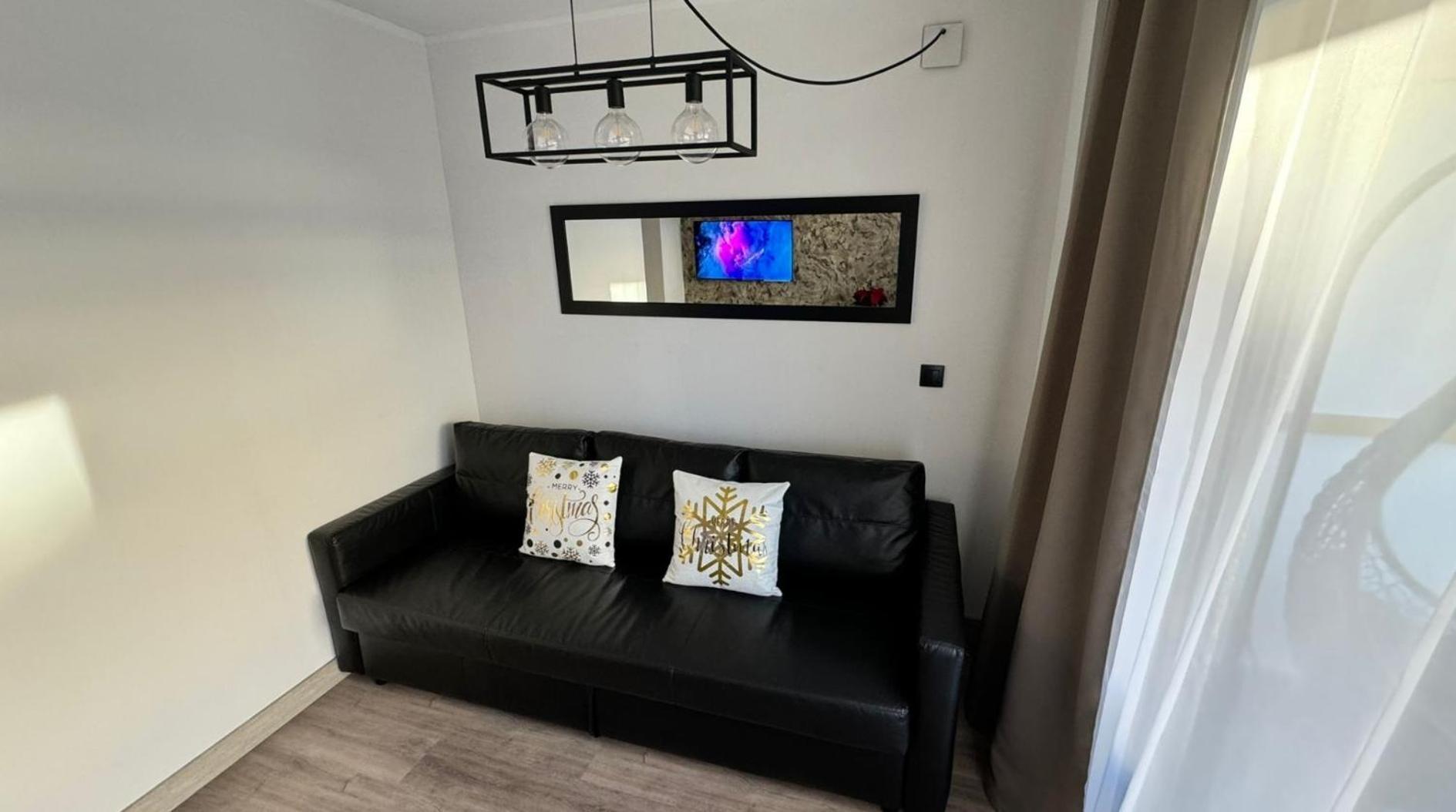 A Estrenar Preciosos Apartamentos Aparthotel Inter2, New Apartments Ln Aparthotel 12 Months Open! Self Check In! Reserva Garaje! 살루 외부 사진
